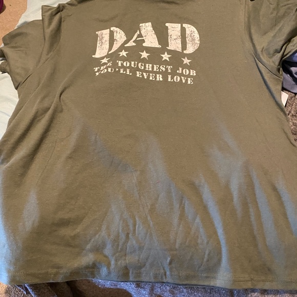 Green 'DAD' Graphic T-Shirt - Picture 2 of 3